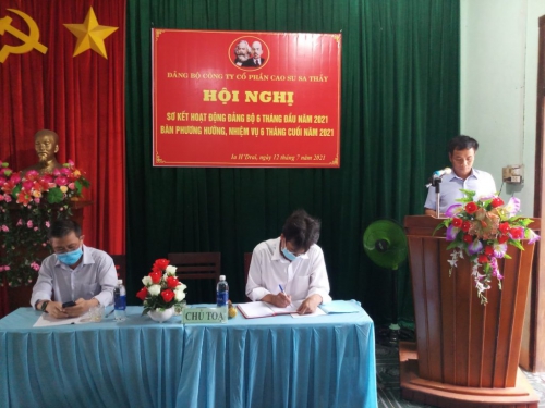 Cao su Sa Thầy: Phấn đấu mức lương bình quân 6 tháng cuối năm từ 11 triệu đồng/người/tháng
