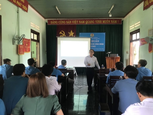 Công đoàn Cao su Sa Thầy tập huấn nghiệp vụ