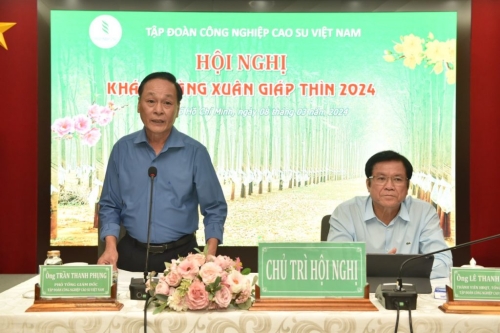 VRG gặp mặt khách hàng đầu năm